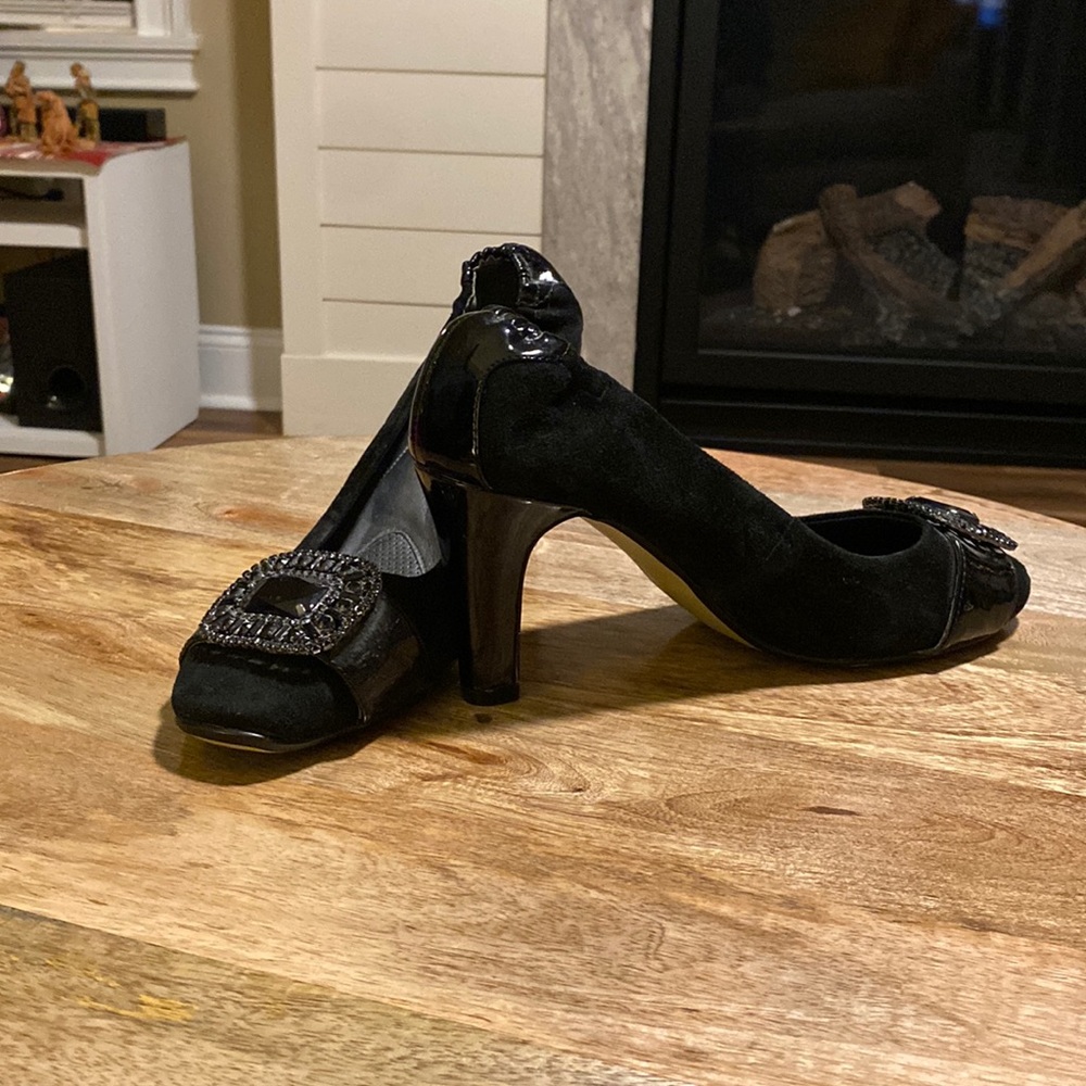 Adrienne Vittadini Jeweled Leather Pump